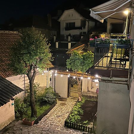 Curcanilor 18 Braşov Extérieur photo