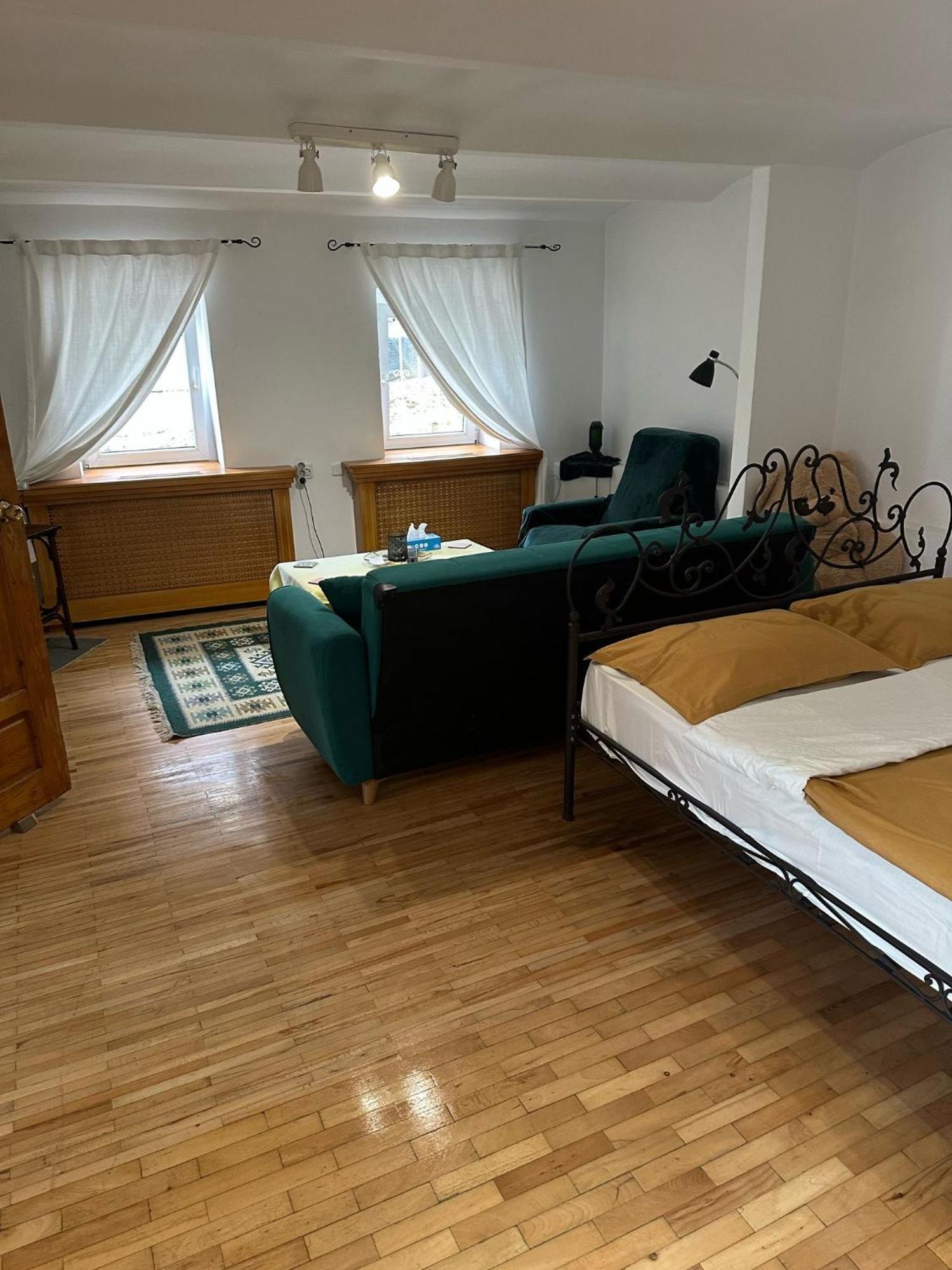 Curcanilor 18 Braşov Extérieur photo